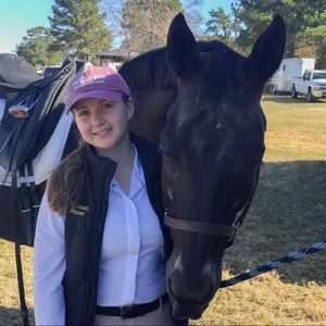 Meet your Posher, Elizabeth